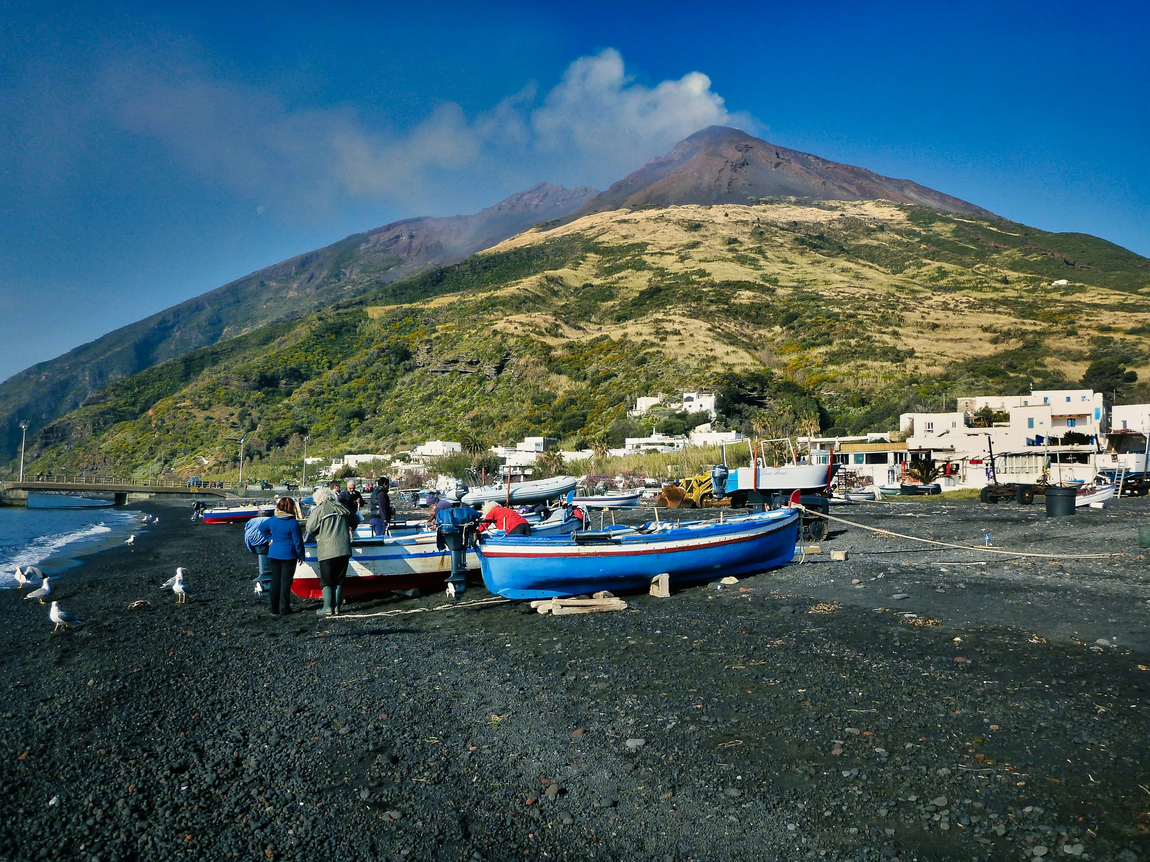 Stromboli Yanardağı, Sicilya, İtalya